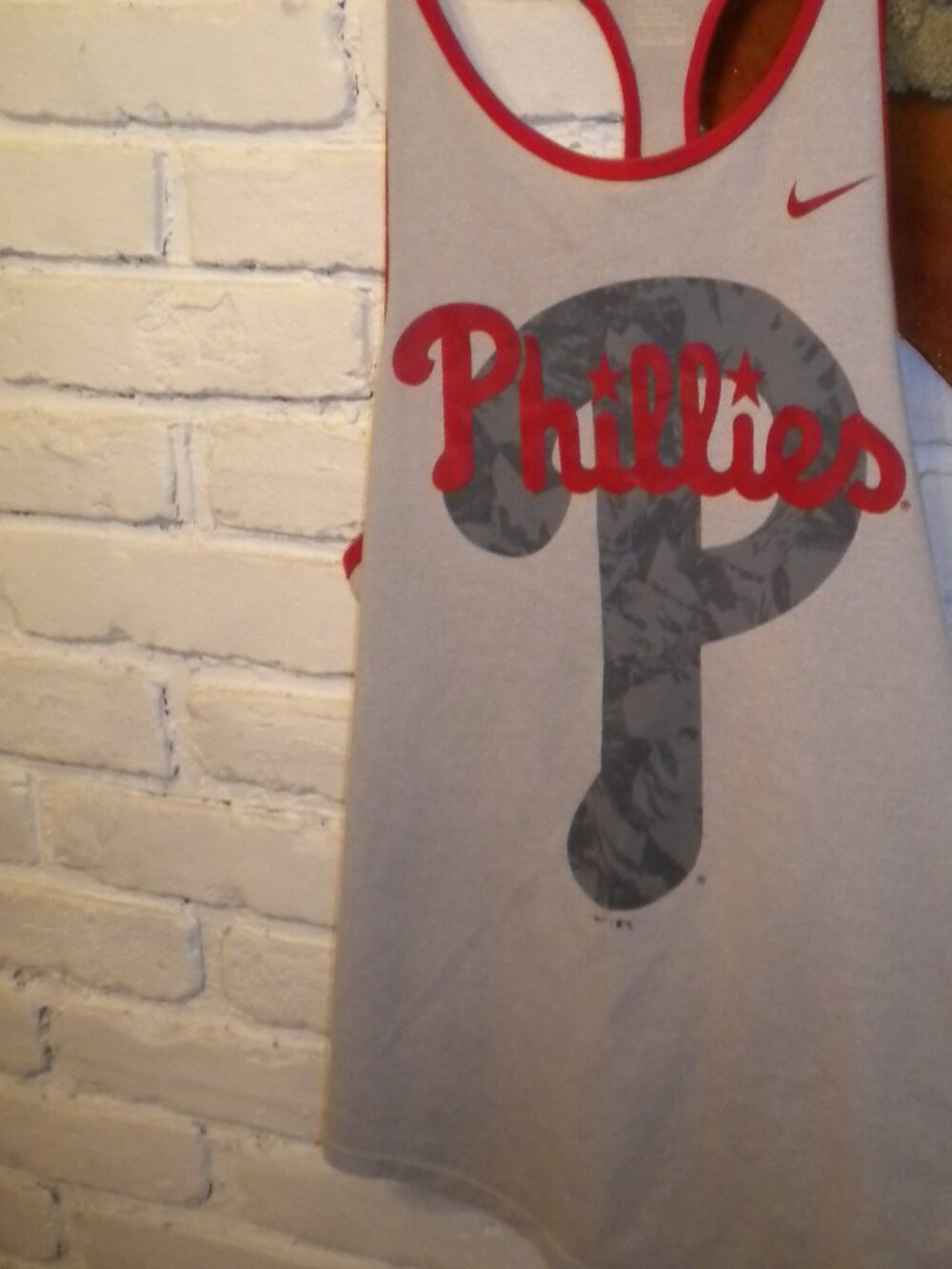 Vintage Nike Philadelphia Phillies “The Nike Tee” T-Shirt Women’s Small